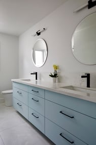 Double Vanity Room