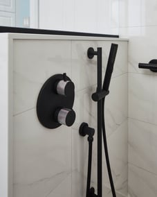 Matte-Black-Knurled-Shower-System