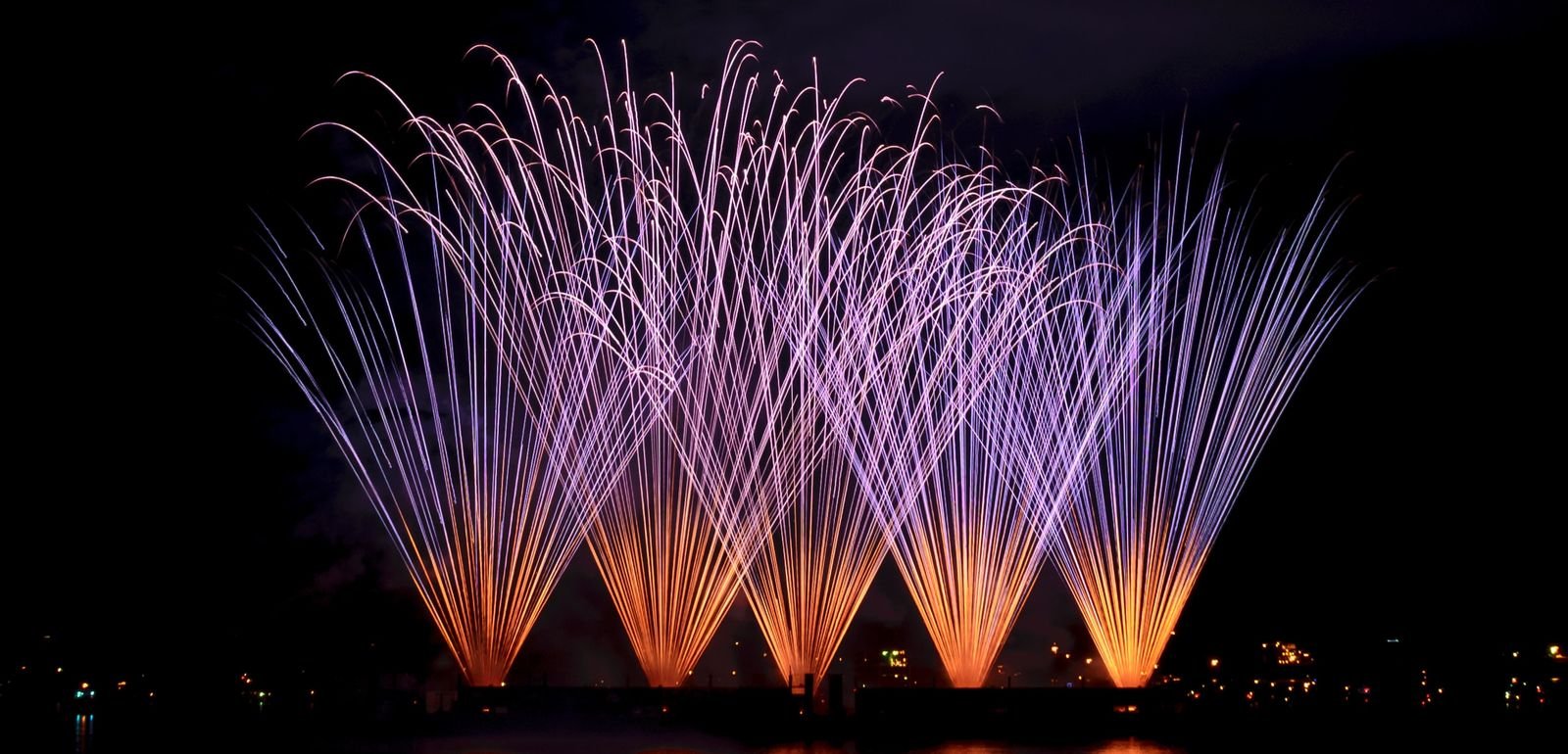 canada day fireworks in muskoka ontario2 (1)