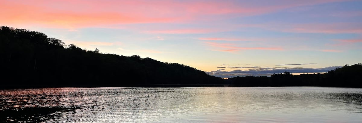 gorgeous pink sunset overlooking Lake Muskoka 